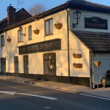 The Swan Inn Salisbury Wilton  エクステリア 写真